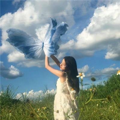 黑料网站 - 某95后小花被曝学历造假，母校回应引争议